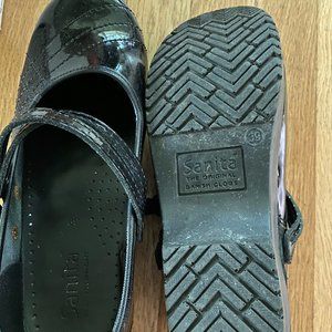 Sanita Black Patent Leather Mary Jane Clogs Size 39